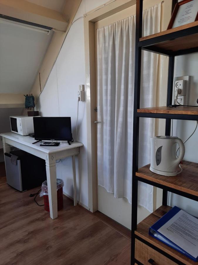 Bed En Breakfast En Bike Sommelsdijk Dış mekan fotoğraf